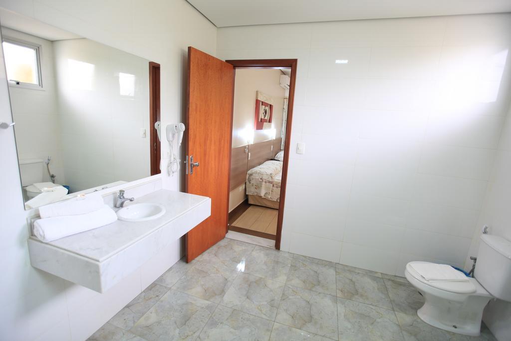 Hotel Oly Plaza Piracicaba Kamer foto