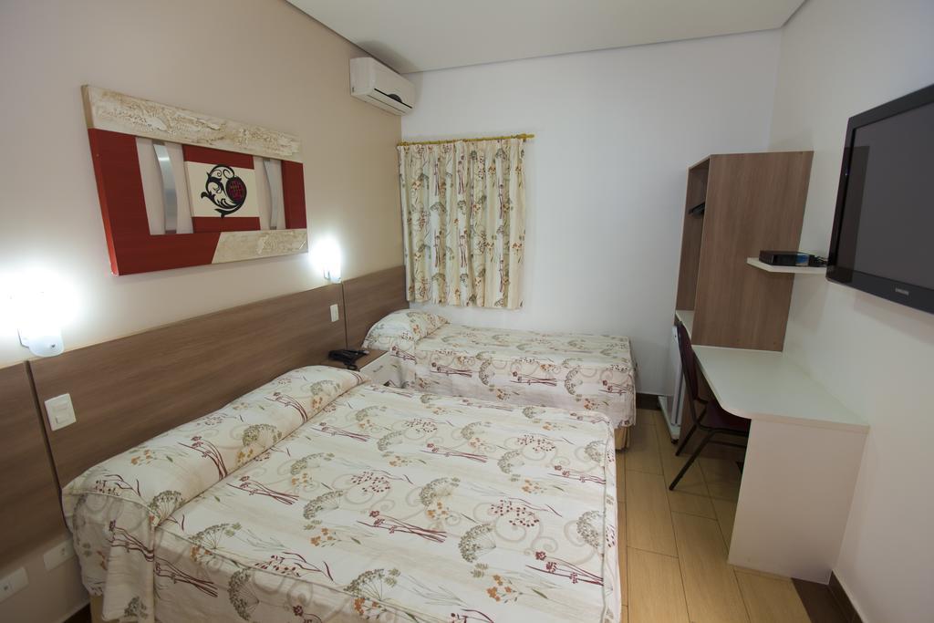Hotel Oly Plaza Piracicaba Kamer foto